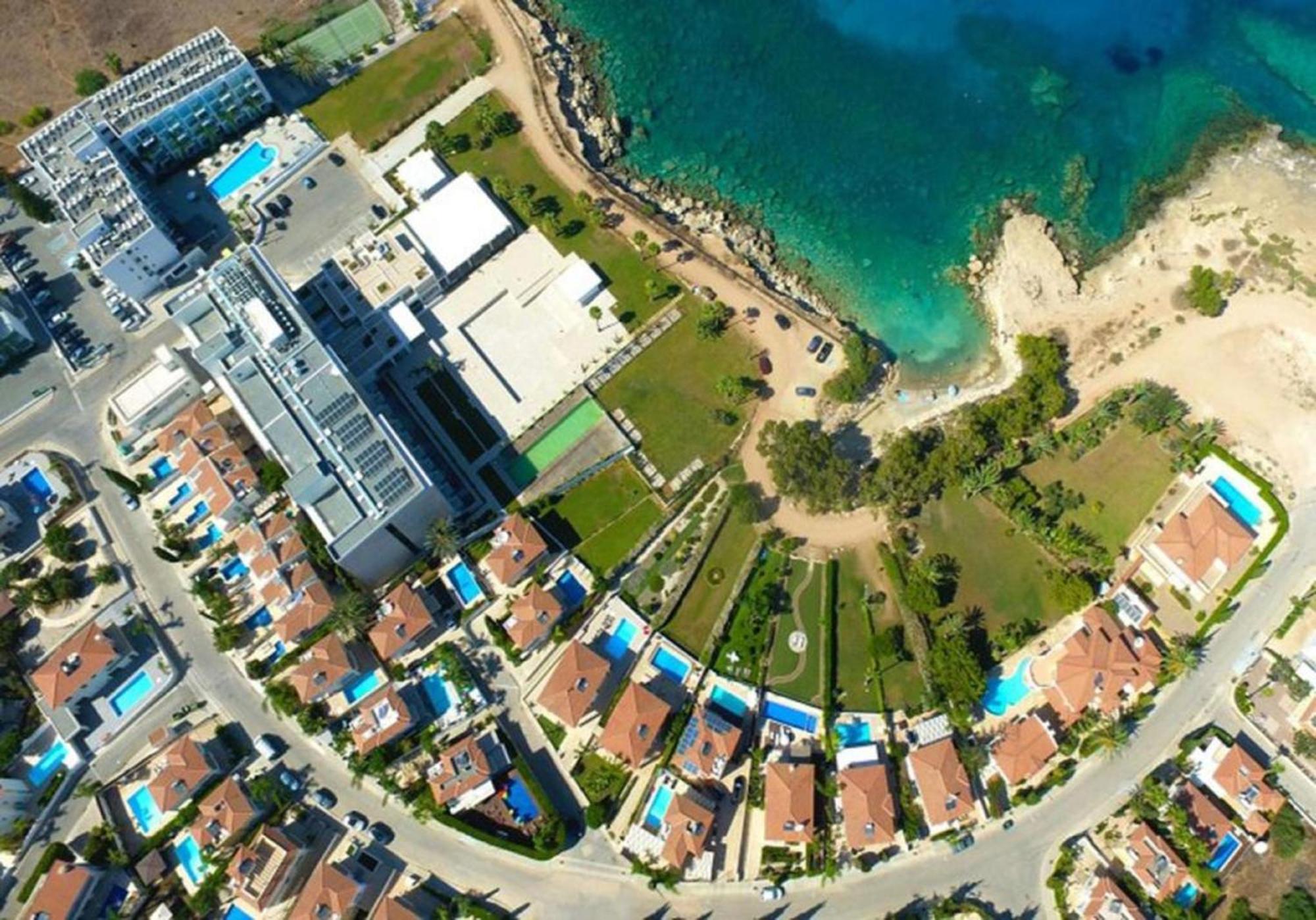 Amber - Coralli Beachfront Apartment Protaras Exterior foto